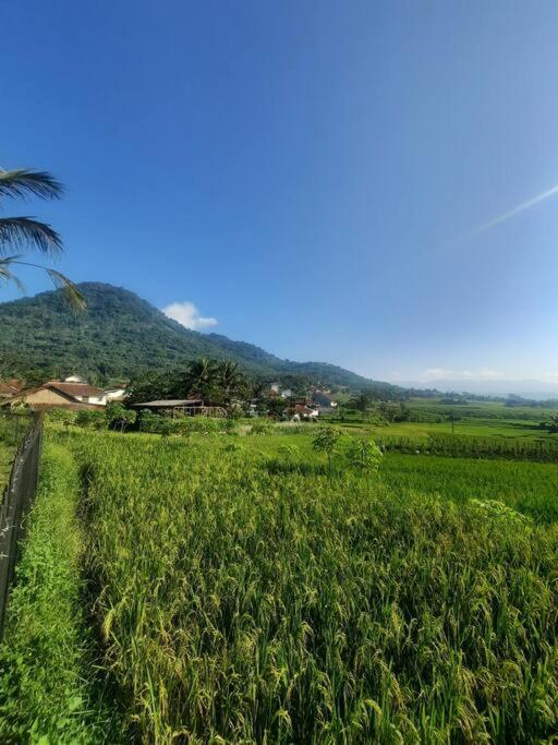 Villa As-Salam, Kadungora, Garut Luaran gambar