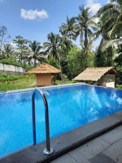 Villa As-Salam, Kadungora, Garut Luaran gambar